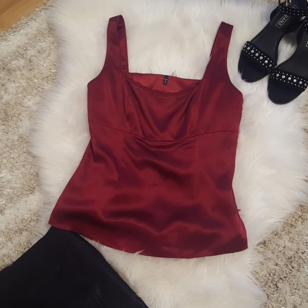 T Tahari 100% Silk Top with side zip